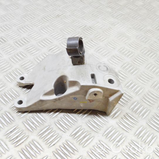 BMW 6 G32 Gran Turismo Engine mounting bracket 6864593