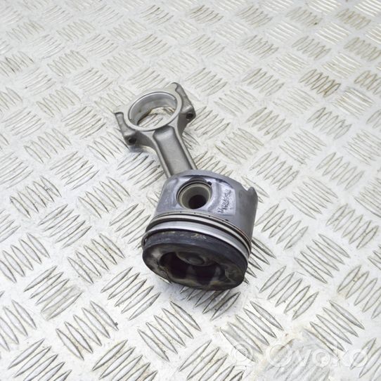 Mercedes-Benz Citan W415 Piston A6070302100