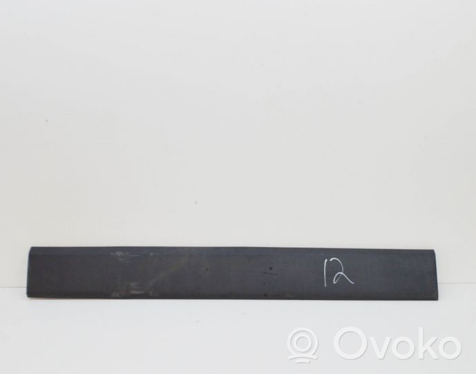 Opel Movano B Rivestimento modanatura parafango posteriore 828200148R