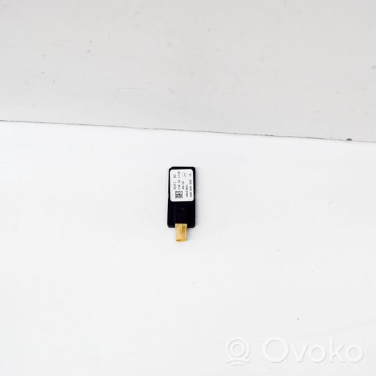 Audi A6 S6 C8 4K Antena (GPS antena) 4N0035500