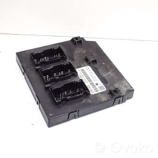 Skoda Yeti (5L) Module de contrôle carrosserie centrale 1K0937086D