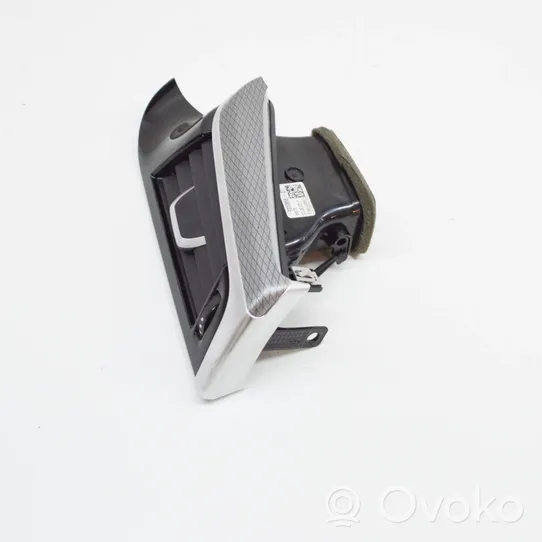 BMW 5 G30 G31 Lango oro grotelės 9330858