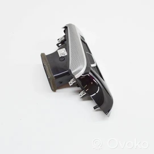 BMW 5 G30 G31 Lango oro grotelės 9330858