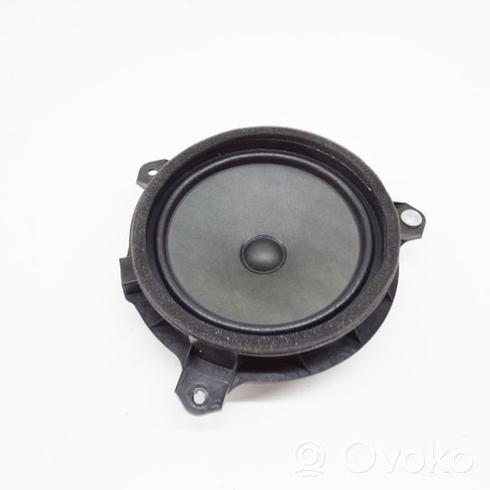 Toyota Prius (XW50) Rear door speaker 8616028820