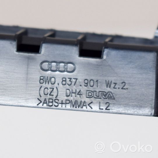 Audi A4 S4 B9 Listwa / Uszczelka szyby drzwi 8W0837901