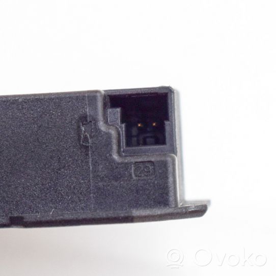 Audi A4 S4 B9 Antena wewnętrzna 4M0907247A