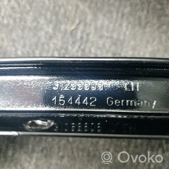 Volvo XC60 Listwa / Uszczelka szyby drzwi tylnych 31299909