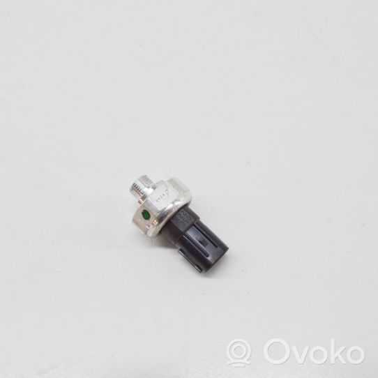 Toyota Camry VIII XV70  Sensor de presión del aire acondicionado (A/C) 8871911010