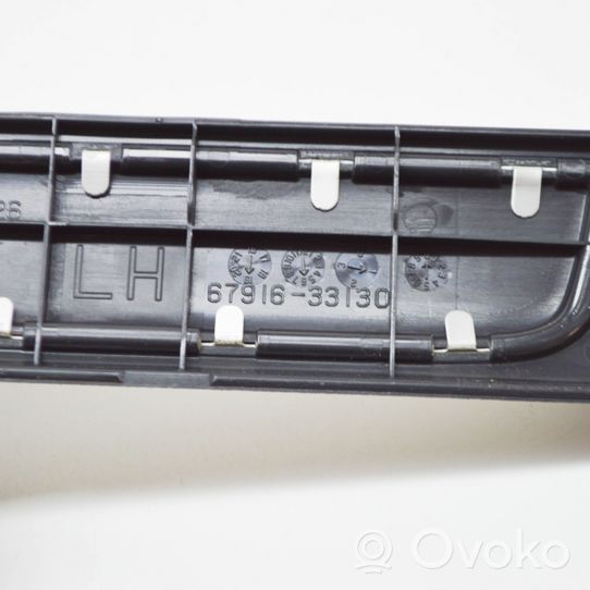 Toyota Camry VIII XV70  Takaoven kynnyksen suojalista 6791633130