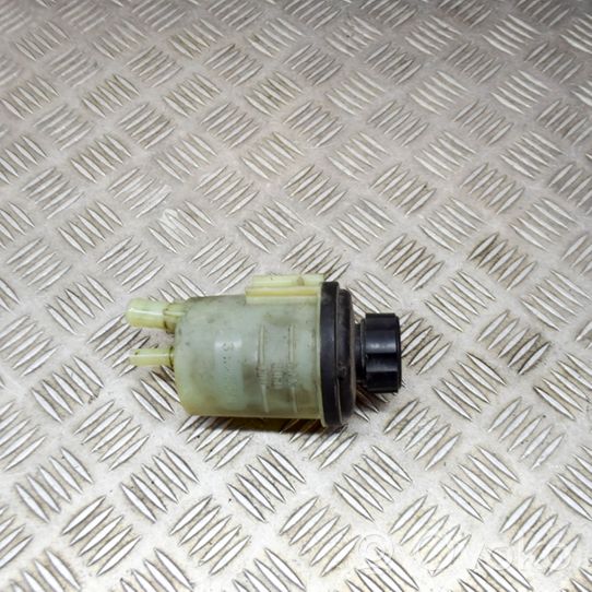 Volvo XC60 Power steering fluid tank/reservoir 31302576