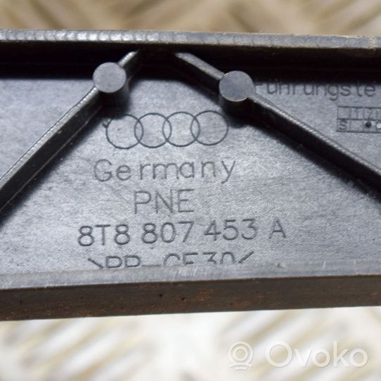 Audi A5 Sportback 8TA Staffa angolare del supporto di montaggio del paraurti 8T8807453A