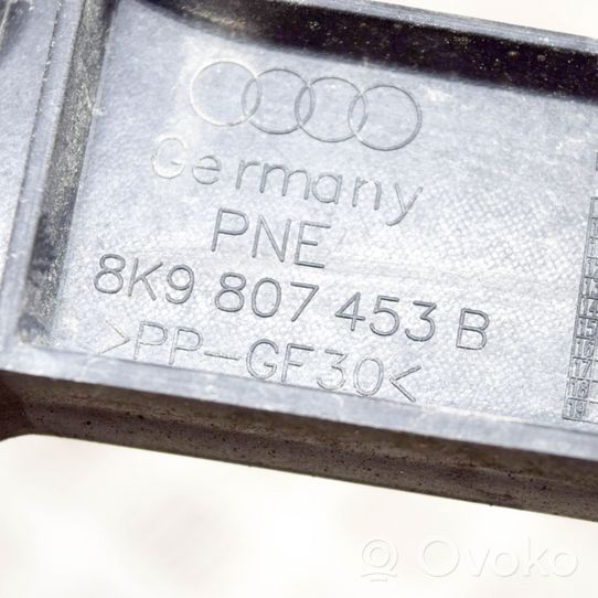 Audi A4 S4 B8 8K Puskurin kannattimen kulmakannake 8K9807453B