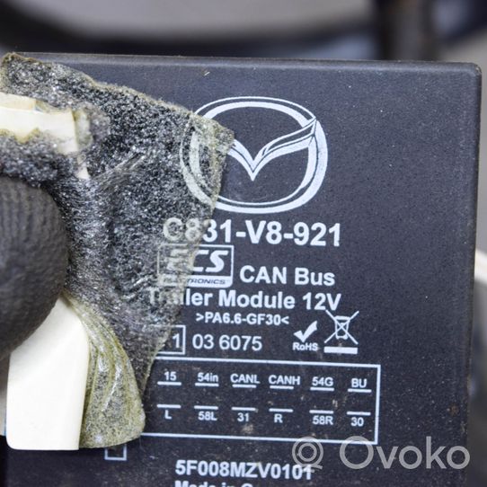 Mazda 6 Kit de remorquage C831V8921