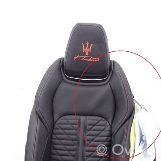 Maserati Levante Interior set 105883702