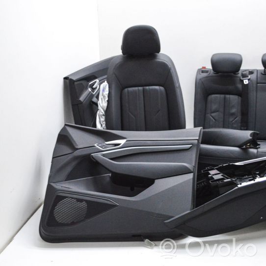 Audi E-tron GT Salono komplektas 4K0881105K