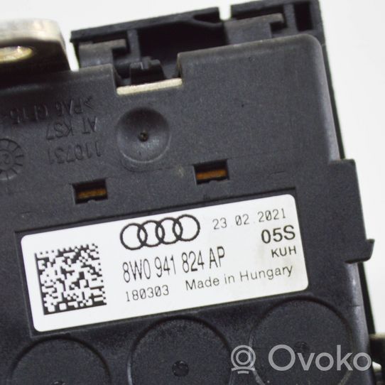 Audi Q5 SQ5 Srovės išlyginimo rėlė 8W0941824AP