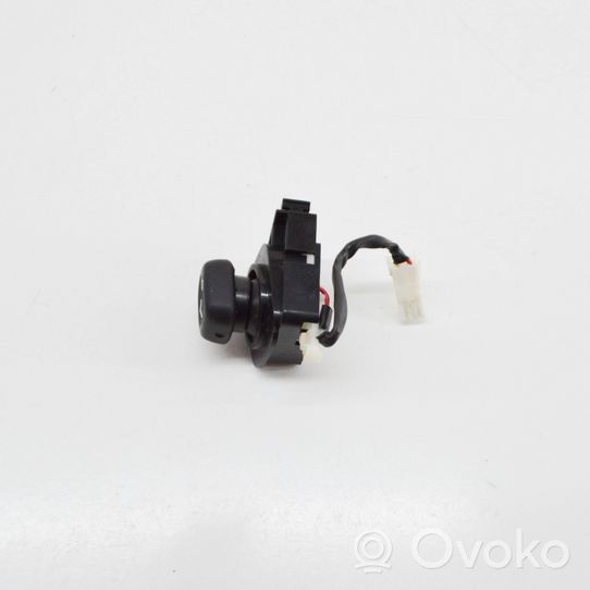 Toyota Land Cruiser (J150) Przełącznik regulacji kierownicy 8923548010