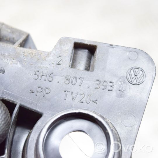 Volkswagen Golf VIII Staffa angolare del supporto di montaggio del paraurti 5H6807393D