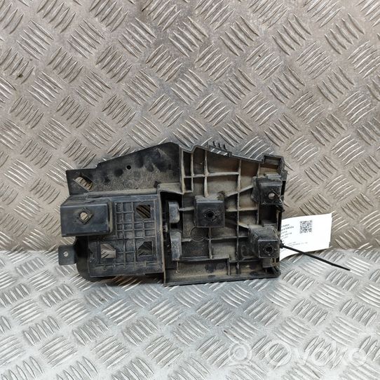 Volvo V60 Staffa angolare del supporto di montaggio del paraurti 31352284