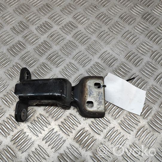 Opel Vivaro Front door upper hinge 804005400R