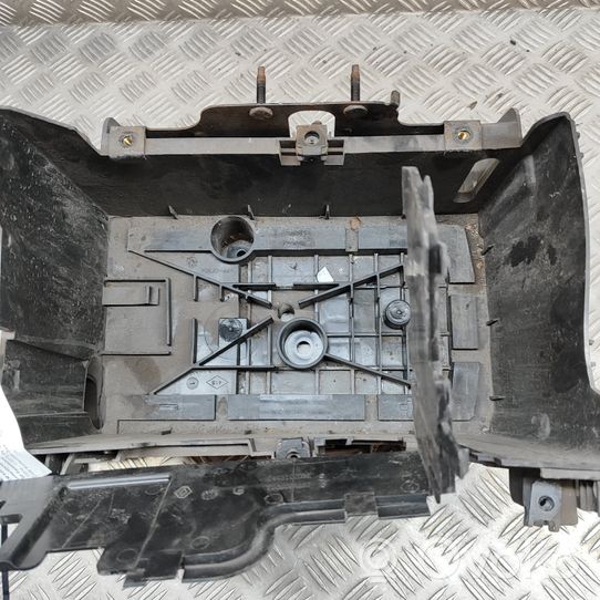 Opel Vivaro Batteriekasten T06009A180