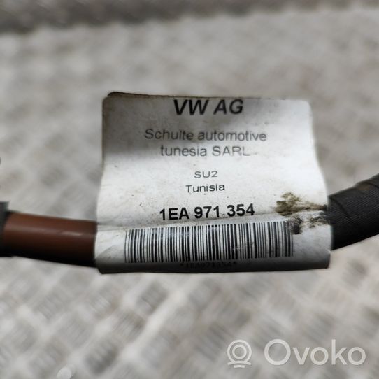 Volkswagen ID.3 Plus / Klema / Przewód akumulatora 1EA971354