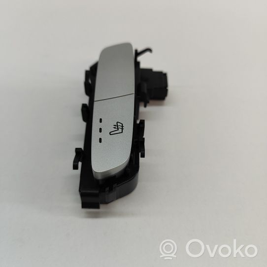 Mercedes-Benz C W205 Seat heating switch A2139057302