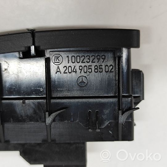 Mercedes-Benz C W205 Keskuslukituksen kytkin A2049058502