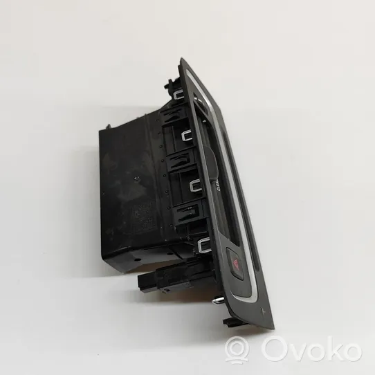 Volvo V60 Copertura griglia di ventilazione cruscotto 1302138