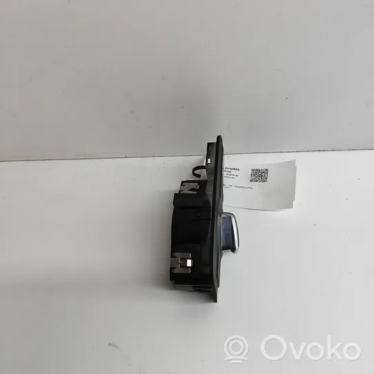 Volkswagen Touareg II Light switch 7P6941431E