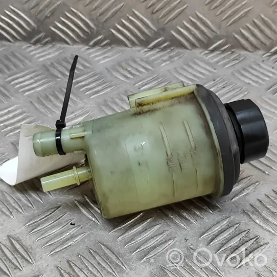 Volvo XC60 Power steering fluid tank/reservoir 31302576