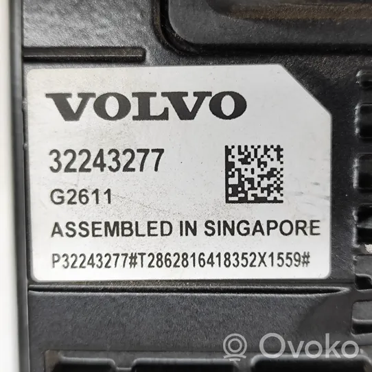 Volvo S90, V90 Vaizdo kamera priekiniame bamperyje 32243277