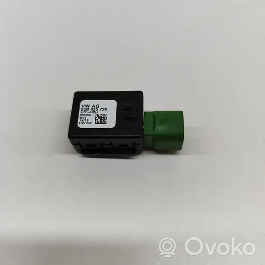 Audi Q5 SQ5 USB jungtis 5Q0035726