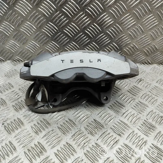 Tesla Model 3 Bremssattel vorne 104462100E