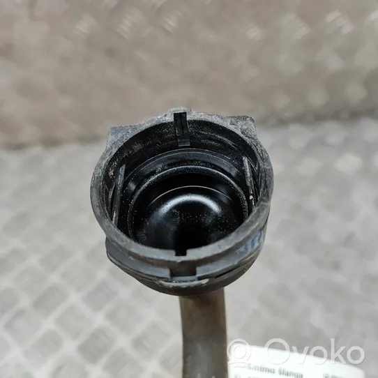 BMW i3 Tuyau de liquide de refroidissement moteur 7616030