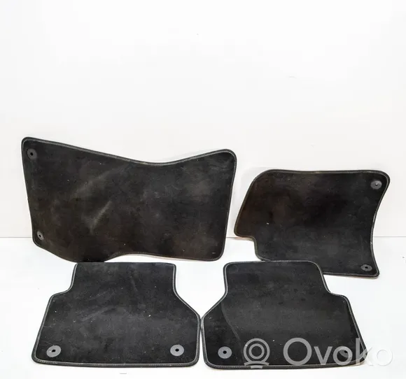 Audi A6 S6 C8 4K Set di tappetini per auto 4K0864450