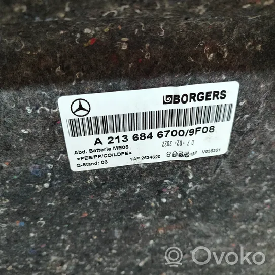 Mercedes-Benz E W213 Tavaratilan kaukalon tekstiilikansi A2136846700