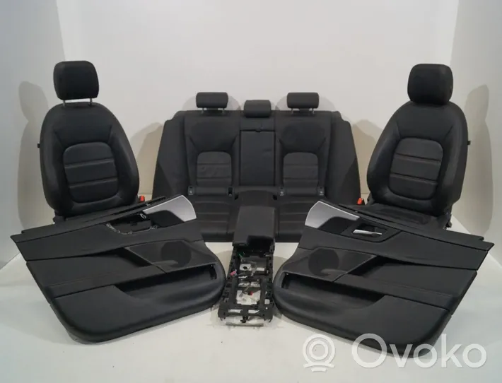 Jaguar XE Set sedili 