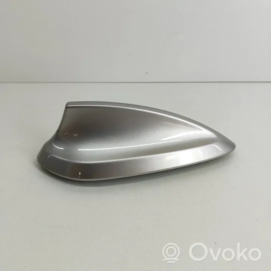 BMW 5 G30 G31 Copertura dell’antenna tetto (GPS) 9371344