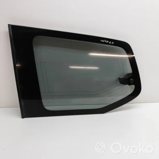 Toyota Land Cruiser (J120) Rear side window/glass 7564260030