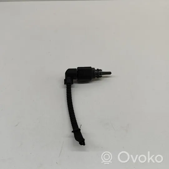 Volkswagen Amarok Czujnik temperatury zewnętrznej 8K0973702