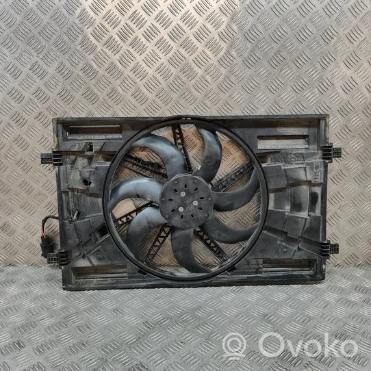 Volkswagen Golf VII Kale ventilateur de radiateur refroidissement moteur 5Q0121205S