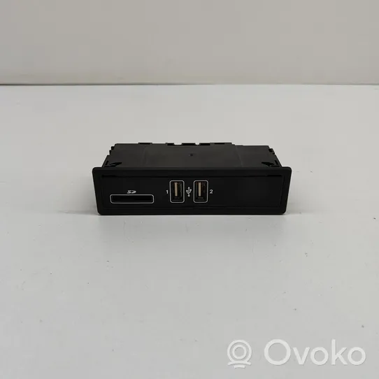 Mercedes-Benz C W205 Connecteur/prise USB A2138200401