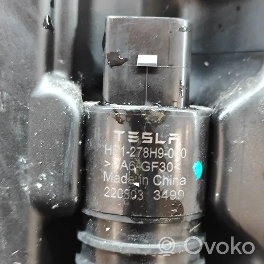 Tesla Model Y Réservoir de liquide lave-lampe 160794800B