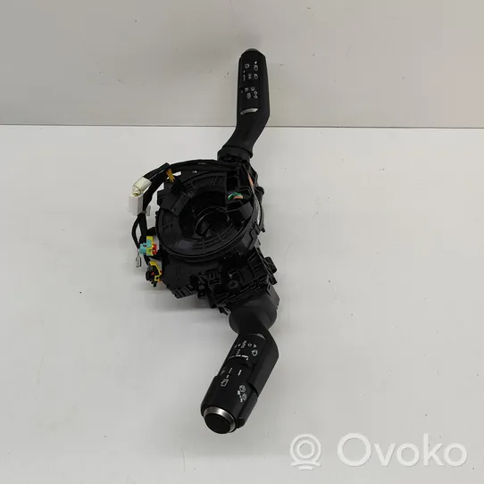 Lexus UX Pyyhkimen/suuntavilkun vipukytkin 7605017L066