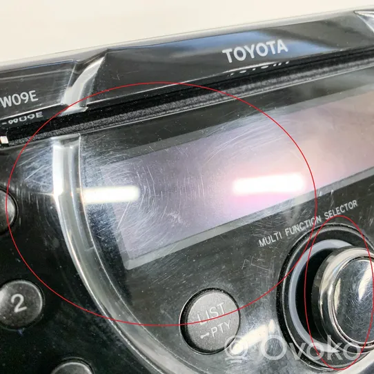 Toyota Hilux (AN10, AN20, AN30) Unità principale autoradio/CD/DVD/GPS PZ47600212D0