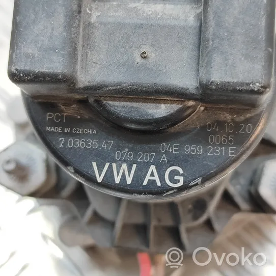 Audi Q3 F3 Toissijainen ilmapumppu 04E959231E