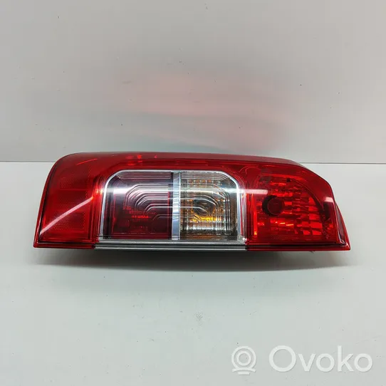 Nissan NP300 Luci posteriori 265554KJ0B