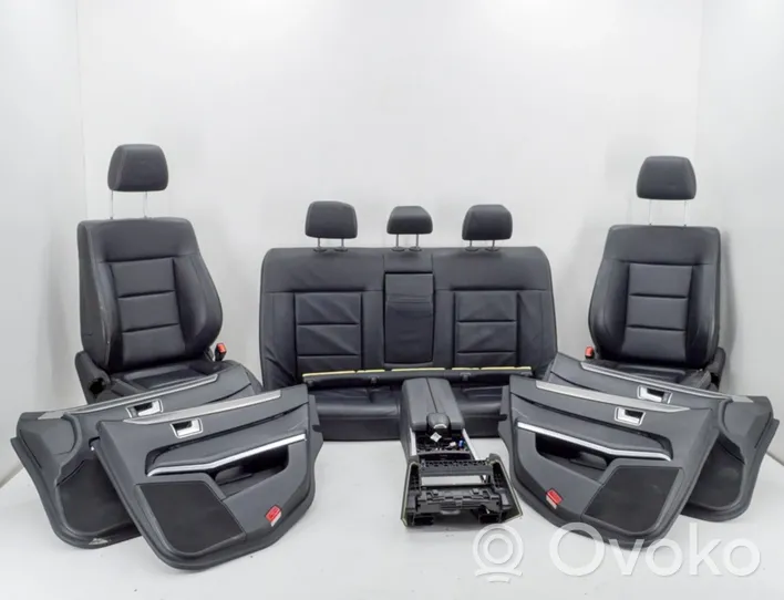 Mercedes-Benz E W212 Kit intérieur A2127270788