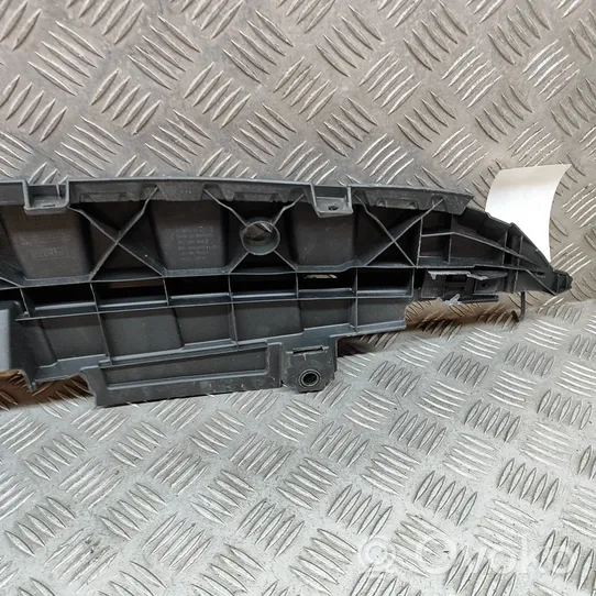 Seat Tarraco Radiatoru paneļa augšējā daļa (televizors) 5FJ853692B